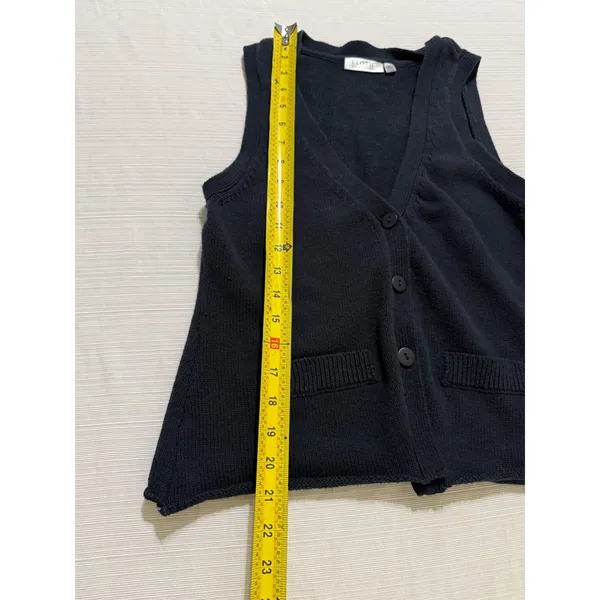 Cloth by Design Navy Blue Knit V-Neck Sweater Vest Women Large L Button Up - Image 3