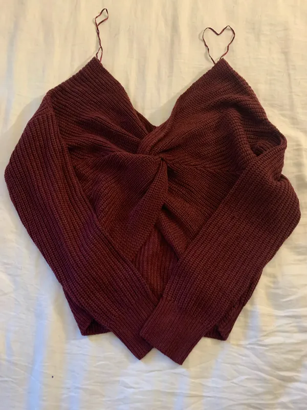 red twist back sweater off the shoulder - Image 2