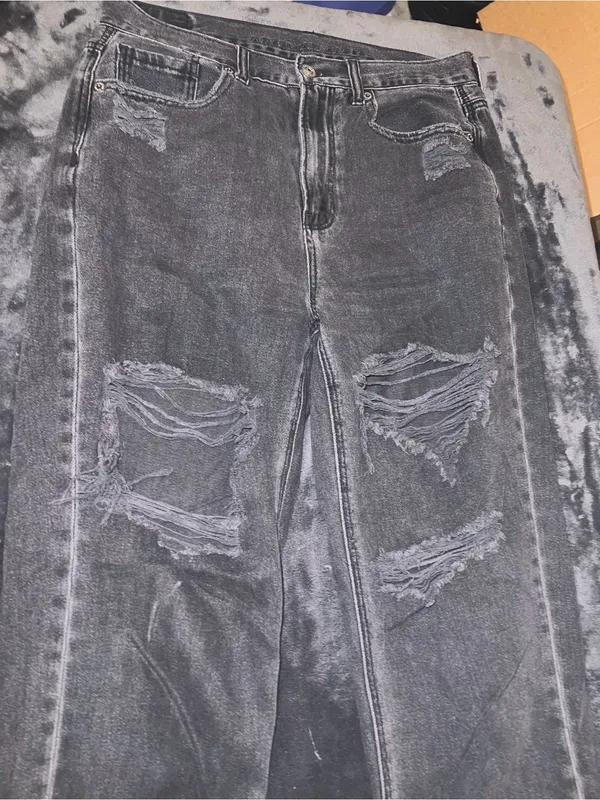 American Eagle Mom Jean Size 6 Long - Image 8