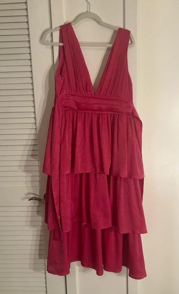 Lulu's Vibrant Pink Midi Dress - Image 2