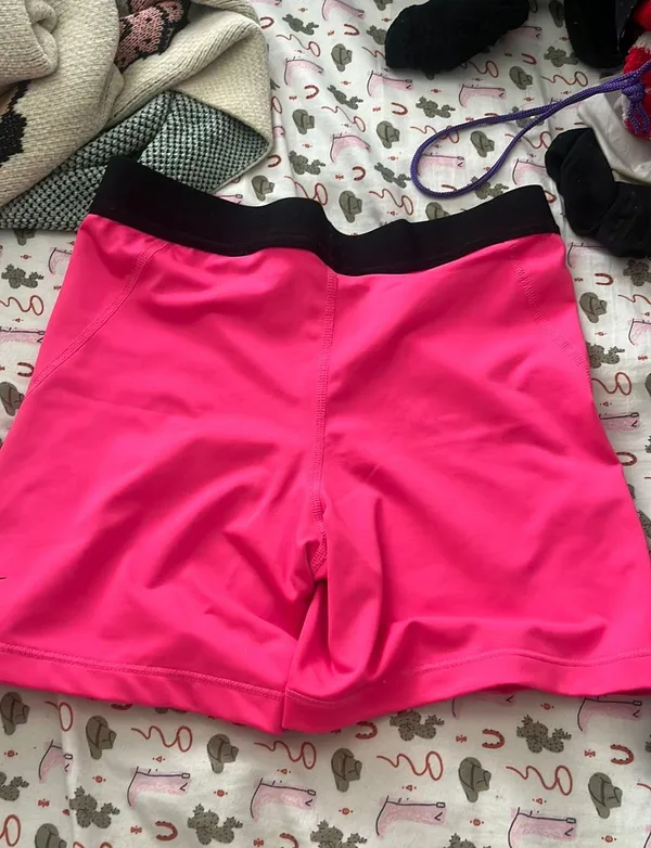 Nike Pro Shorts pink  - Image 3