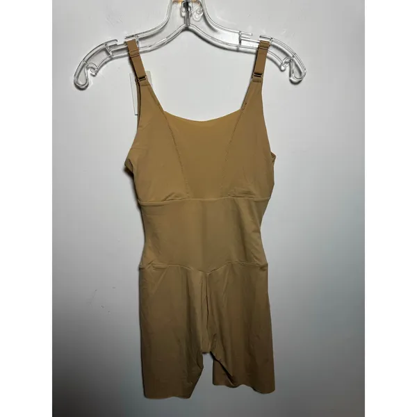Brand New Maidenform Women's Size Medium Beige One Piece Bodysuit Shapewear - Image 11