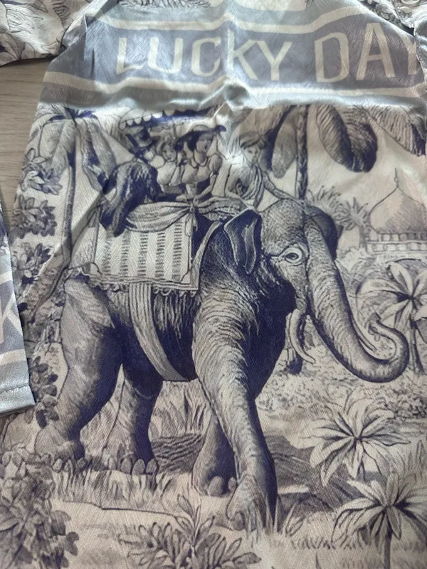 Printed of wildlife pajamas set - Image 3