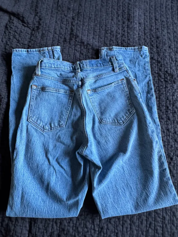 Abercrombie High-Rise Jeans Ultra Straight 90s - Image 2