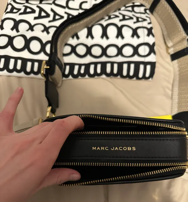 Marc Jacob’s Snapshot Purse  - Image 7