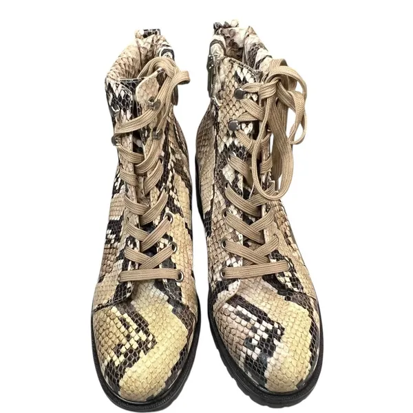 Vince Camuto Gaviana Combat Boots 7 Leather Shortbread Desert Python Lug Sole - Image 4