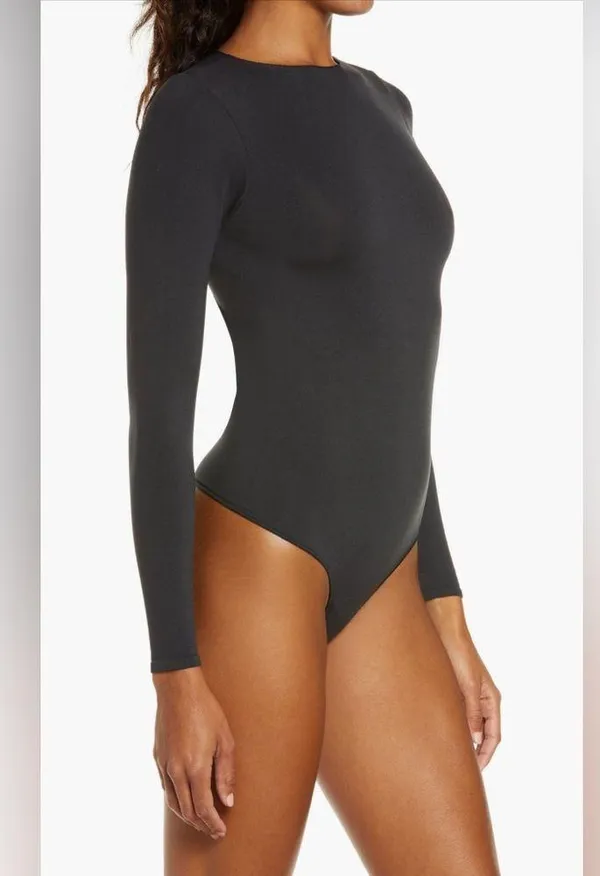 SKIMS Essential Bodysuits Crewmeck long sleeve, Size XX-Small, $78 - Image 5