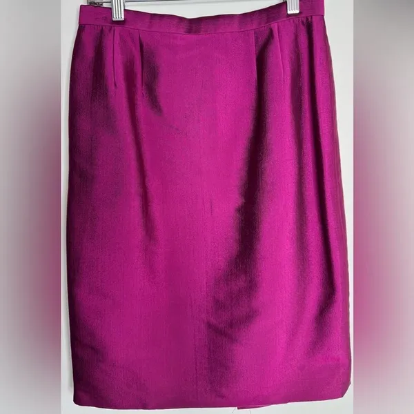 Badgley Mischka Fuchsia Skirt Suit Set Crystal Button Blazer Pencil Skirt Sz 10 - Image 13