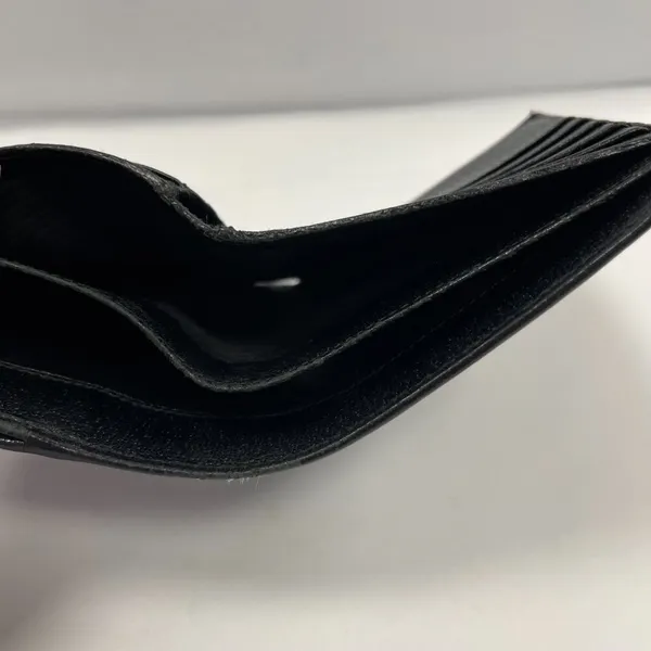Gucci Eclipse Insignia Black Leather Compact Wallet - Preowned - Image 3
