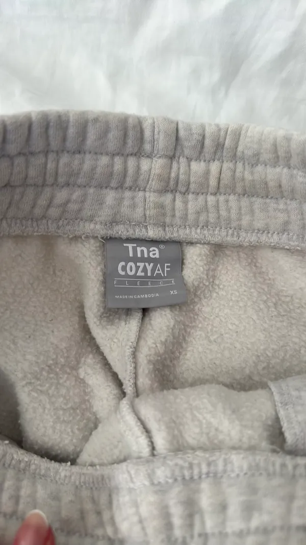 Aritzia Cozy Fleece Sweatpants TNA - Image 4