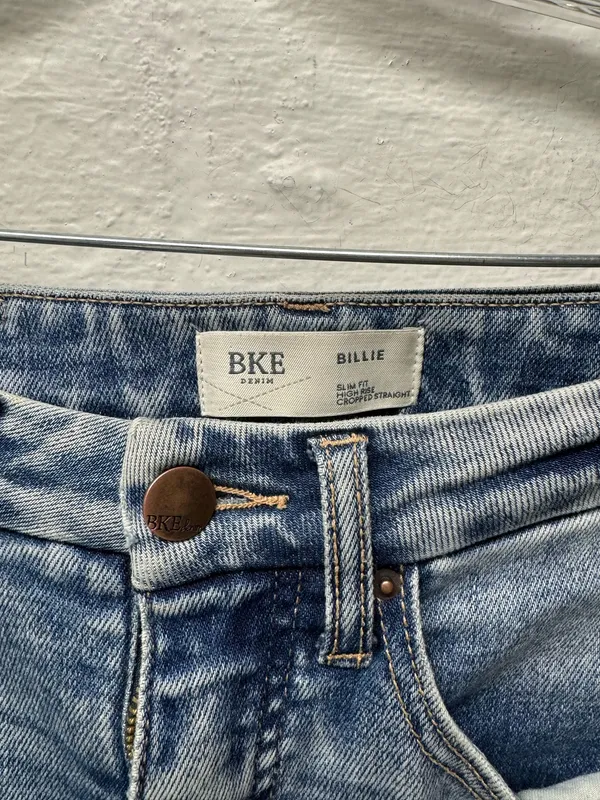 BKE Billie Cropped Straight Stretch Jean - Image 7