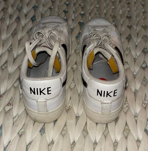Nike Sneakers - Image 3