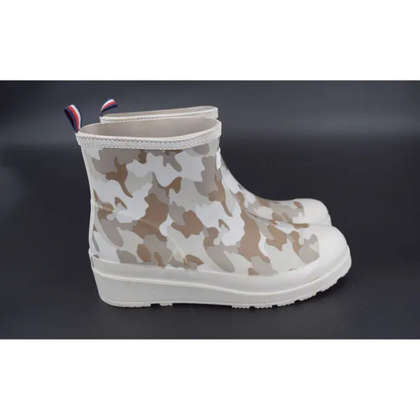 Tommy Hilfiger Rain Boots Women Size 8 Camo Print Ankle Rubber Good Condition - Image 4