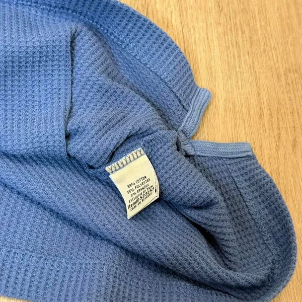 L.L.Bean waffle knit top Women's size small Blue - Image 7