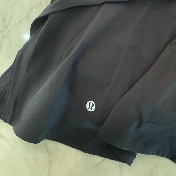 EUC: Lululemon Play Off The Pleats Skirt - Image 8