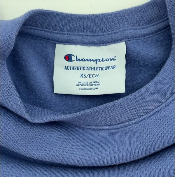 purple champion sweatshirt - Image 3