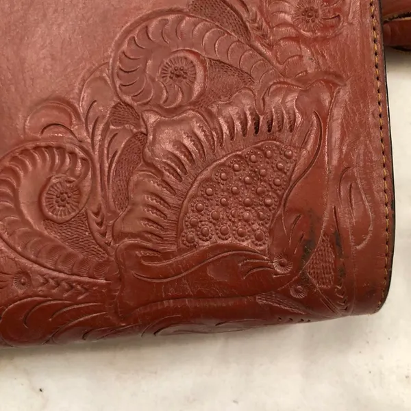 Vintage Red-brown genuine leather saddle shoulder crossbody clutch bag purse with tooled engraved minimalist floral design and crossbody messenger straps - perfect for a boho, western, or hippie look Measurement in pics - Image 6