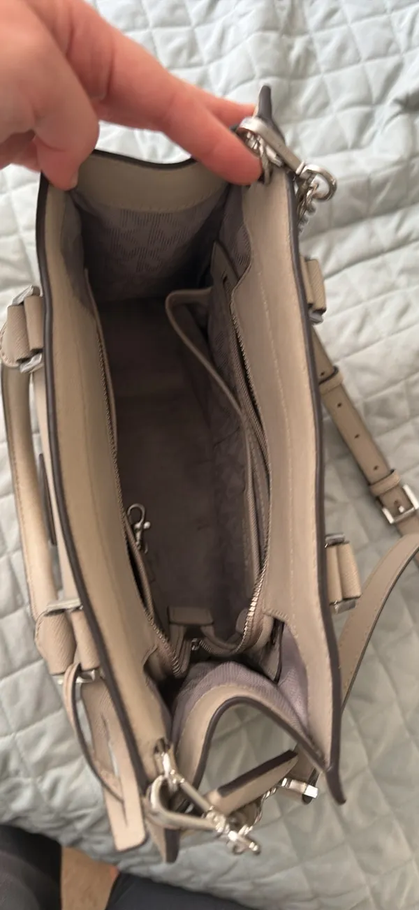 Michael Kors Bag - Image 2