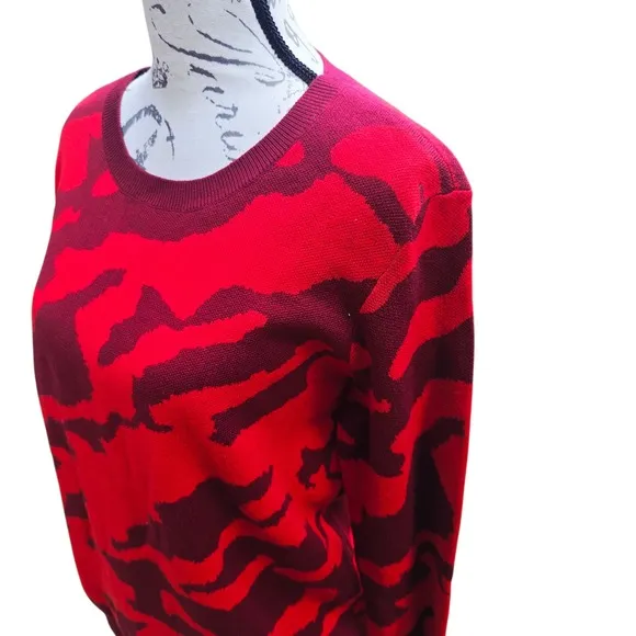 Cabi Camo Print‎ Sweater Crew Neck Long Sleeve Pullover Knit Top Red Size Medium - Image 4