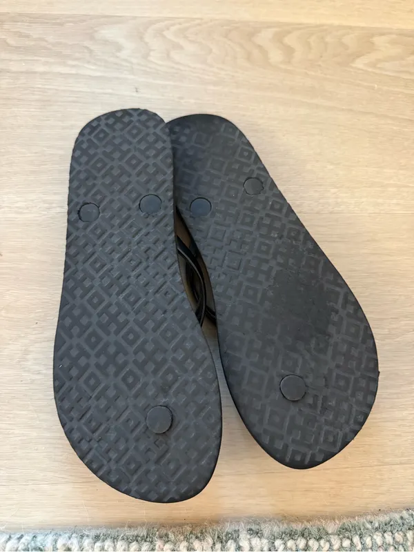 Tory Burch Black Flip Flop Sandals with Gold Logo - Image 2