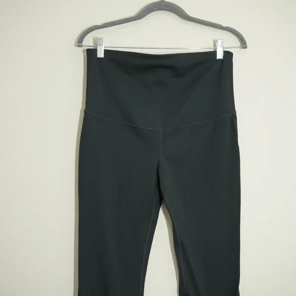 GapFit Size Small Maternity Leggings Women Black Blackout Technology Cropped - Image 2