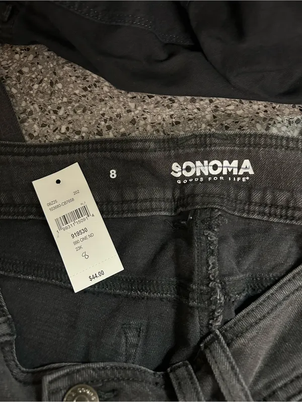 Sonoma Black High-Waist Jeans with Front Pleats - Image 3
