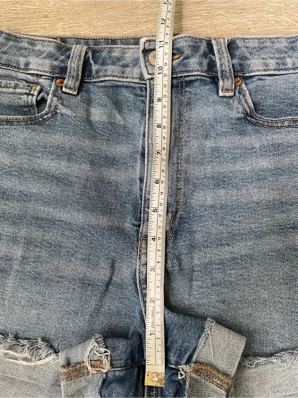 American Eagle | Mom Short size 8 - Image 5