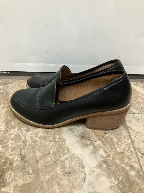 Eurosoft by Sofft Heels Black Size 8.5 - Image 3