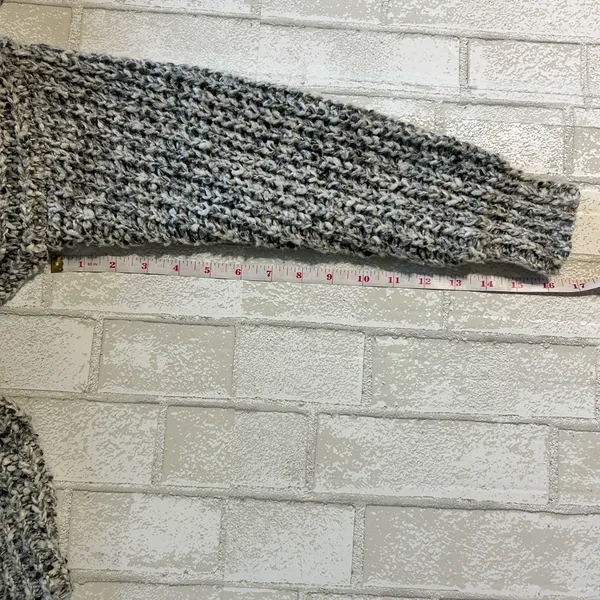 Garage Gray Cozy Warm Cardigan Size Large - Image 7