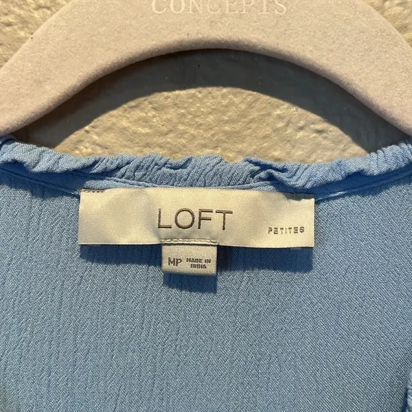 Ann Taylor LOFT Women’s Petite Ruffle Button Mixed Media Top PM Petite Medium - Image 4