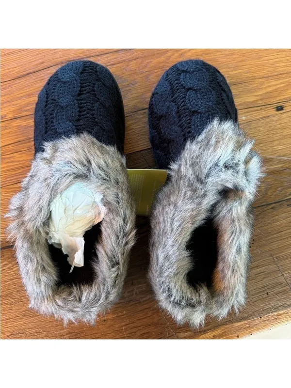 Ultra Ideas Black And Brown Fuzzy Slippers Size Large 9-10 NWT - Image 2