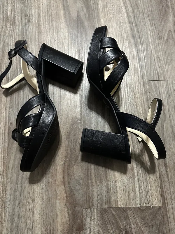 Black Knotted Leather Platform Block-Heel Sandals - Women's - Image 11