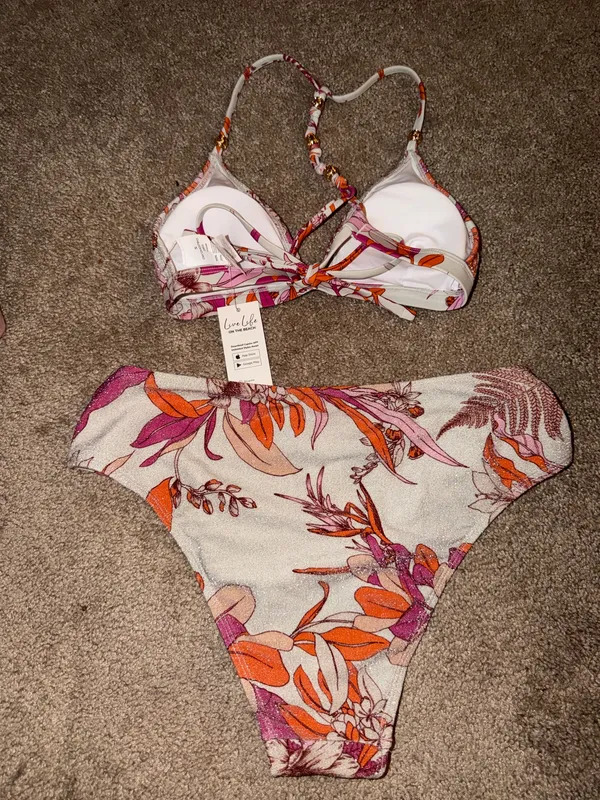 Cupshe Bikini Set Women’s - Image 4