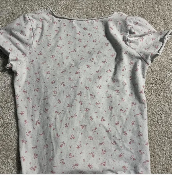 Brandy Melville Floral V-Neck Top Gina Pink Ruched - Image 2