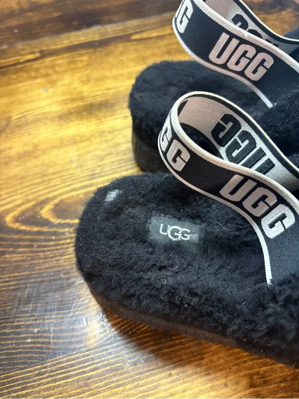 Ugg black fluffita platform slippers size 8 - Image 5