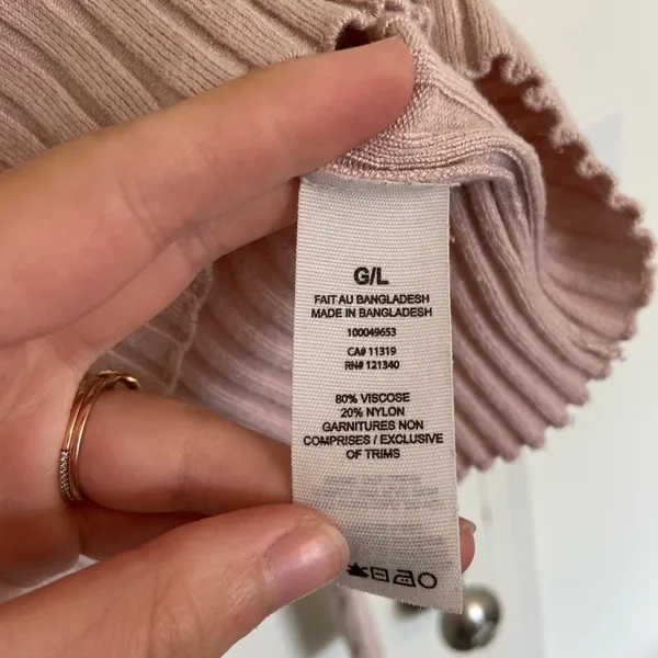 EUC | Garage women’s pale‎ pink cropped sweater — large - Image 4