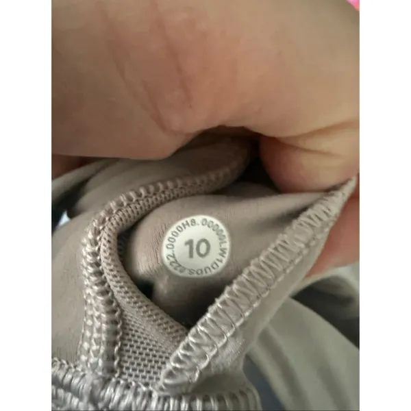 Lululemon Women’s 10 White Align Tank Top Athletic - Image 5