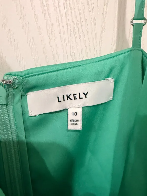 Final price Likely ASRA GOWN iN Green - Image 4