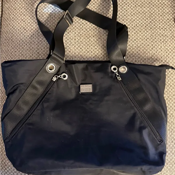 Black Nylon Tote/shoulder Bag - Image 4