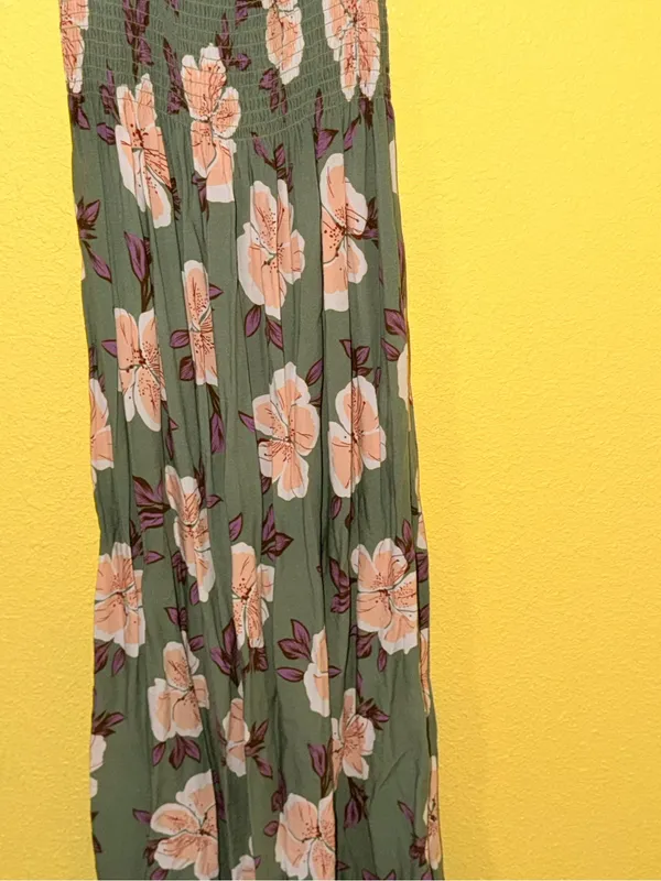 Olive Green Floral Maxi Dress with Puff Sleeves - Image 11