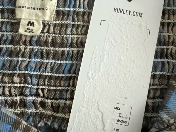 Hurley Blue and Tan Plaid dress Medium NWT - Image 7