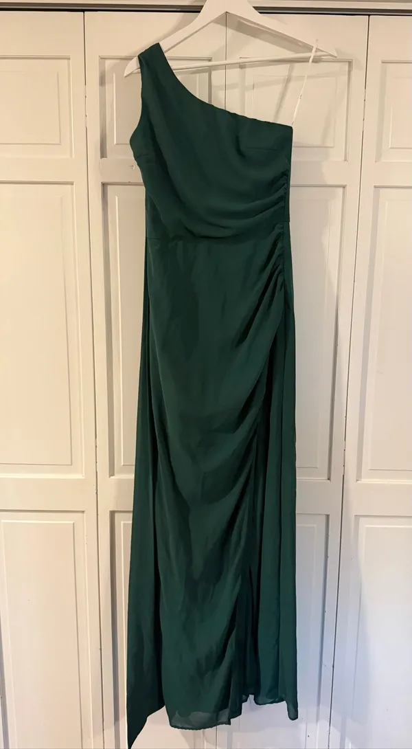 Lulus NWT one shoulder green draped sash maxi dress aml - Image 3