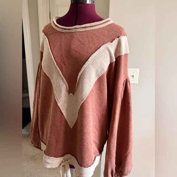 Desert Red & Tan Chevron Top – POL - Image 2