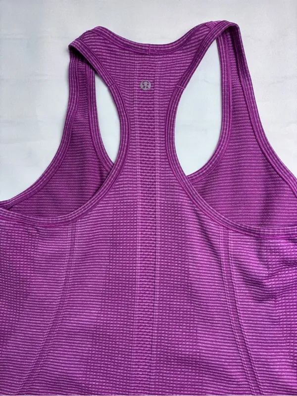 lululemon athletica Swiftly Tech Racerback Tank Magenta size 8 Motivational hem - Image 7
