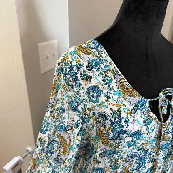 Altar'd State Long Sleeve Tiered Blue White Floral V-Neck Tie Dress Ruffle Flowy - Image 4