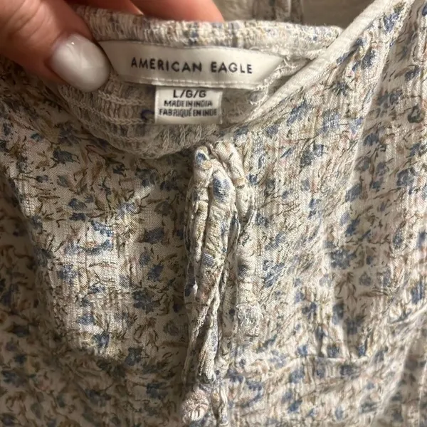 ✨AMERICAN EAGLE OUTFITTERS Women’s Short-sleeved Smocked Sz Large Top✨ - Image 5