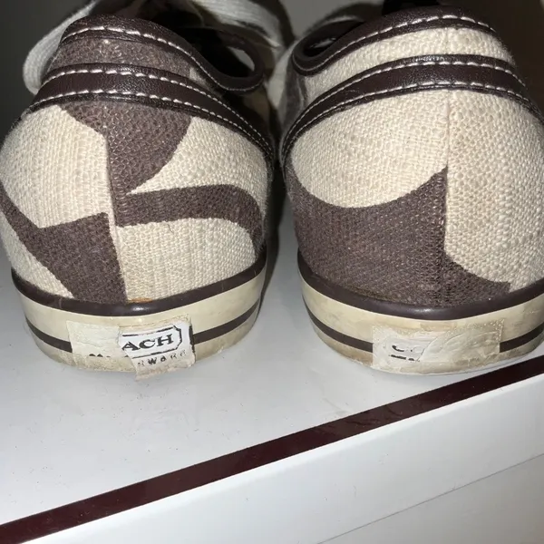 COACH Dalia Signature Sneaker Trainers Size 9 M Medium with original box - Image 4