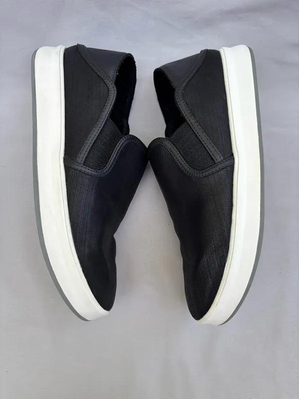 OluKai Shoes Women's 9 Black Ki'ihele Slip On Low Top Casual Comfort Sneakers - Image 6