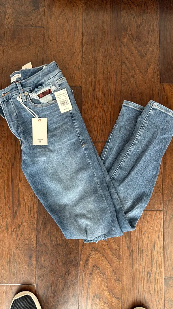 Good American Good Legs Jeans - Image 4