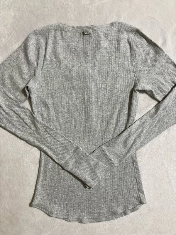 SKIMS Cotton Rib Scoop Henley S - Image 3